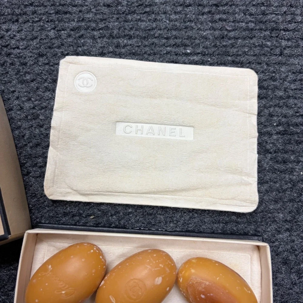 Vintage Chanel No 5 Saponettes Guest Soap Set 5 Piece Collectible Luxury Vanity